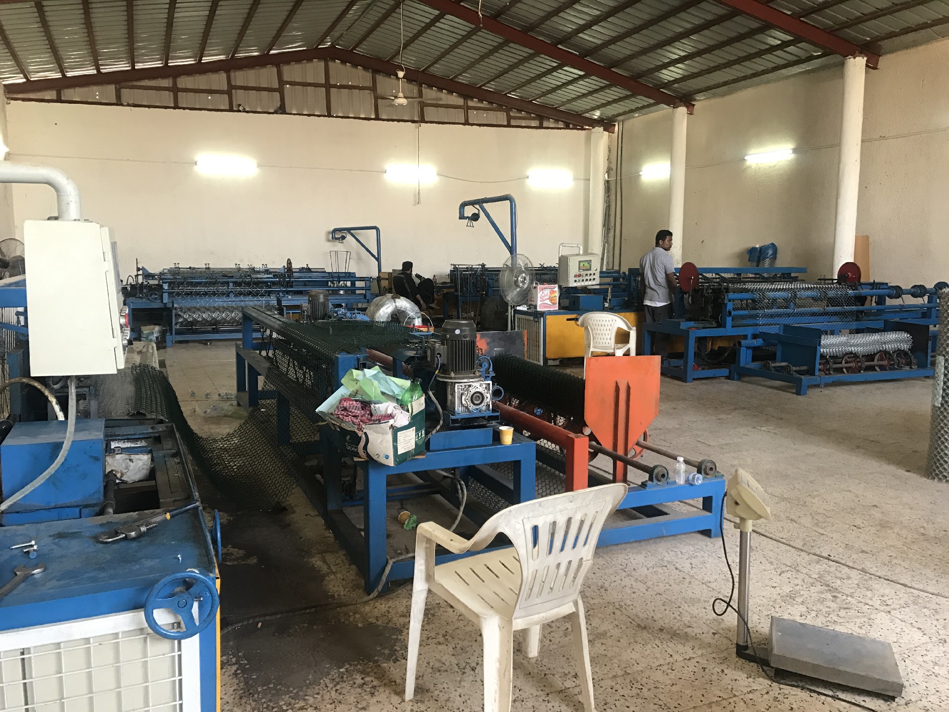 10sets Automatic chain link fence machine weaving machines  has been successfully operated in the customer factory in Oman
